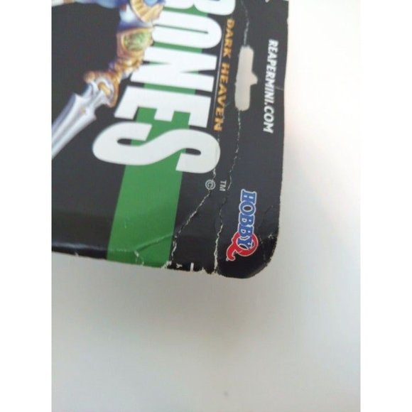 Reaper Miniatures Fire Giant Bodyguard - Picture 5 of 5